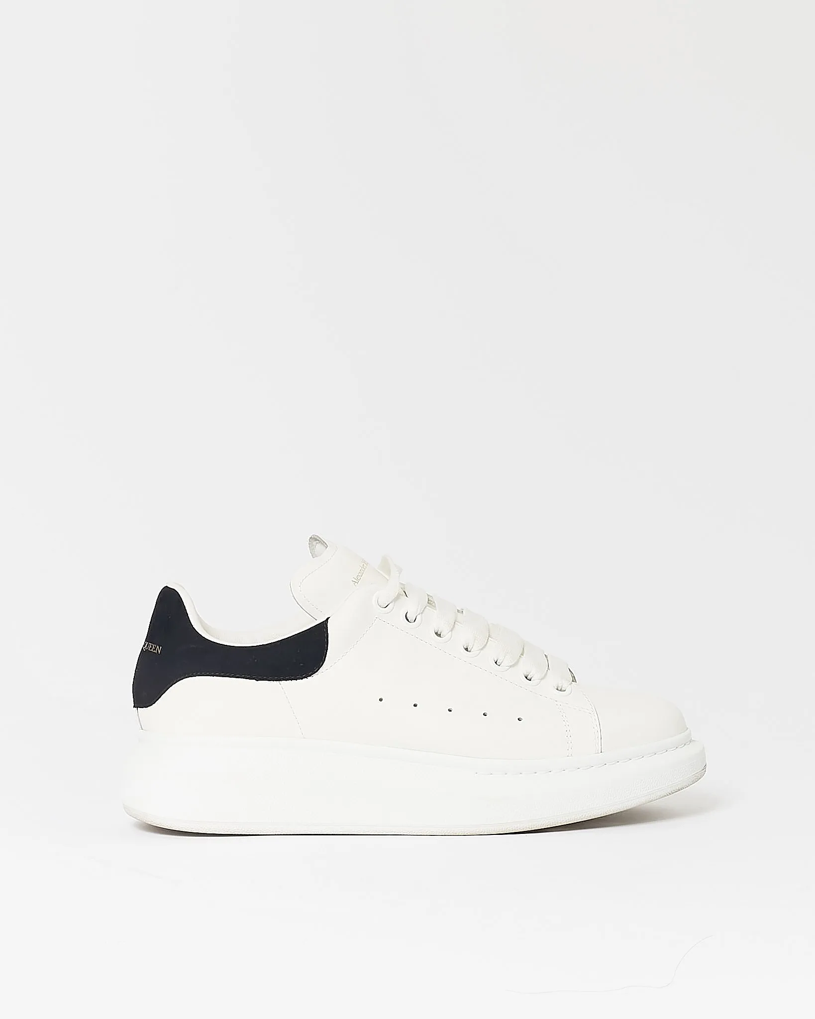 Alexander McQueen White/Black Oversized Sneakers - 40