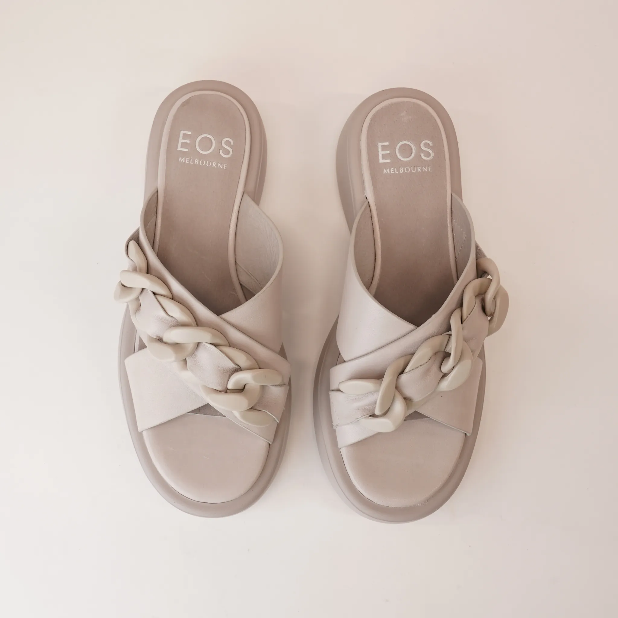 Elease Pebble Leather Slides