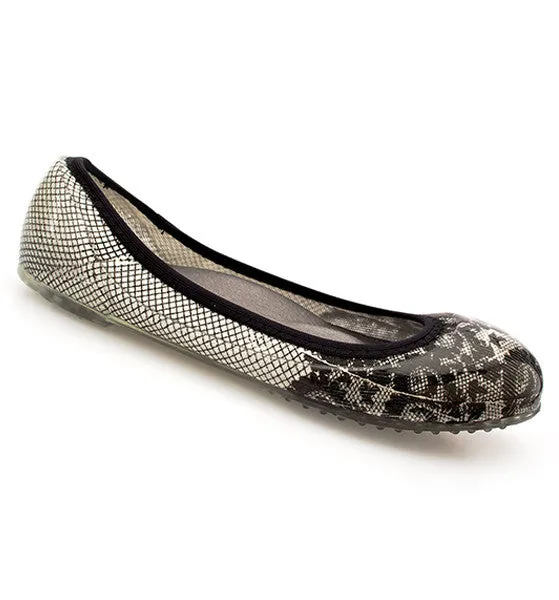 ja-vie black lace/white jelly flats shoes