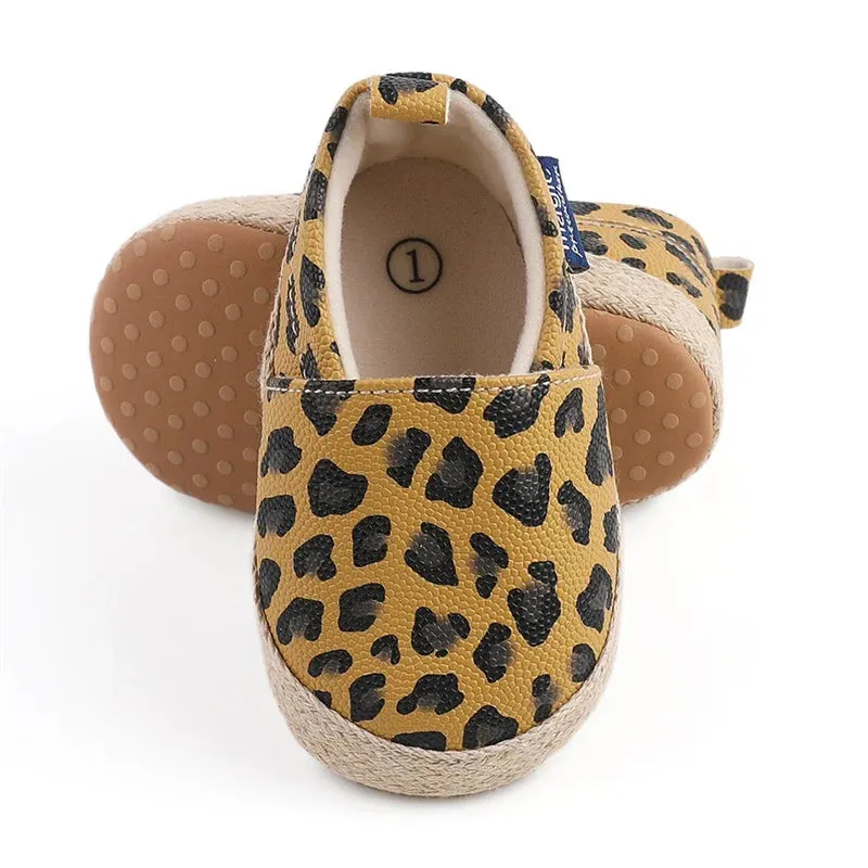 Leopard Print Slip-on Flats