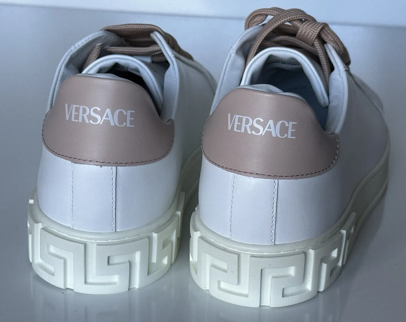 NIB $750 Versace Low Top Women's White Leather Sneakers 10.5 US (40.5) 1008962