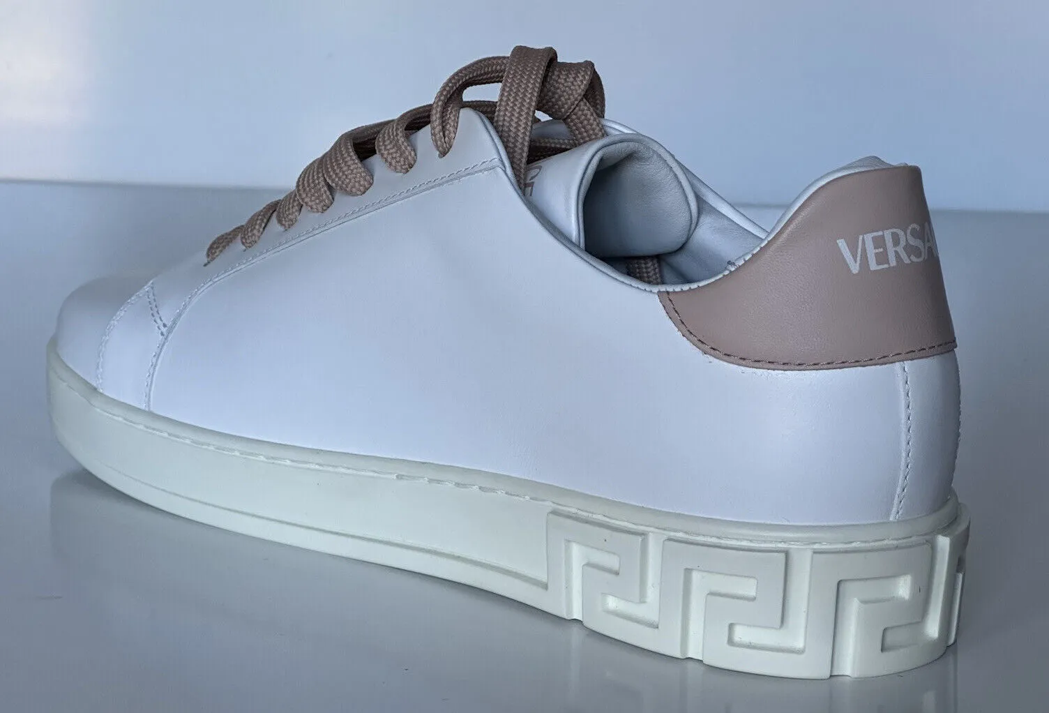 NIB $750 Versace Low Top Women's White Leather Sneakers 10.5 US (40.5) 1008962