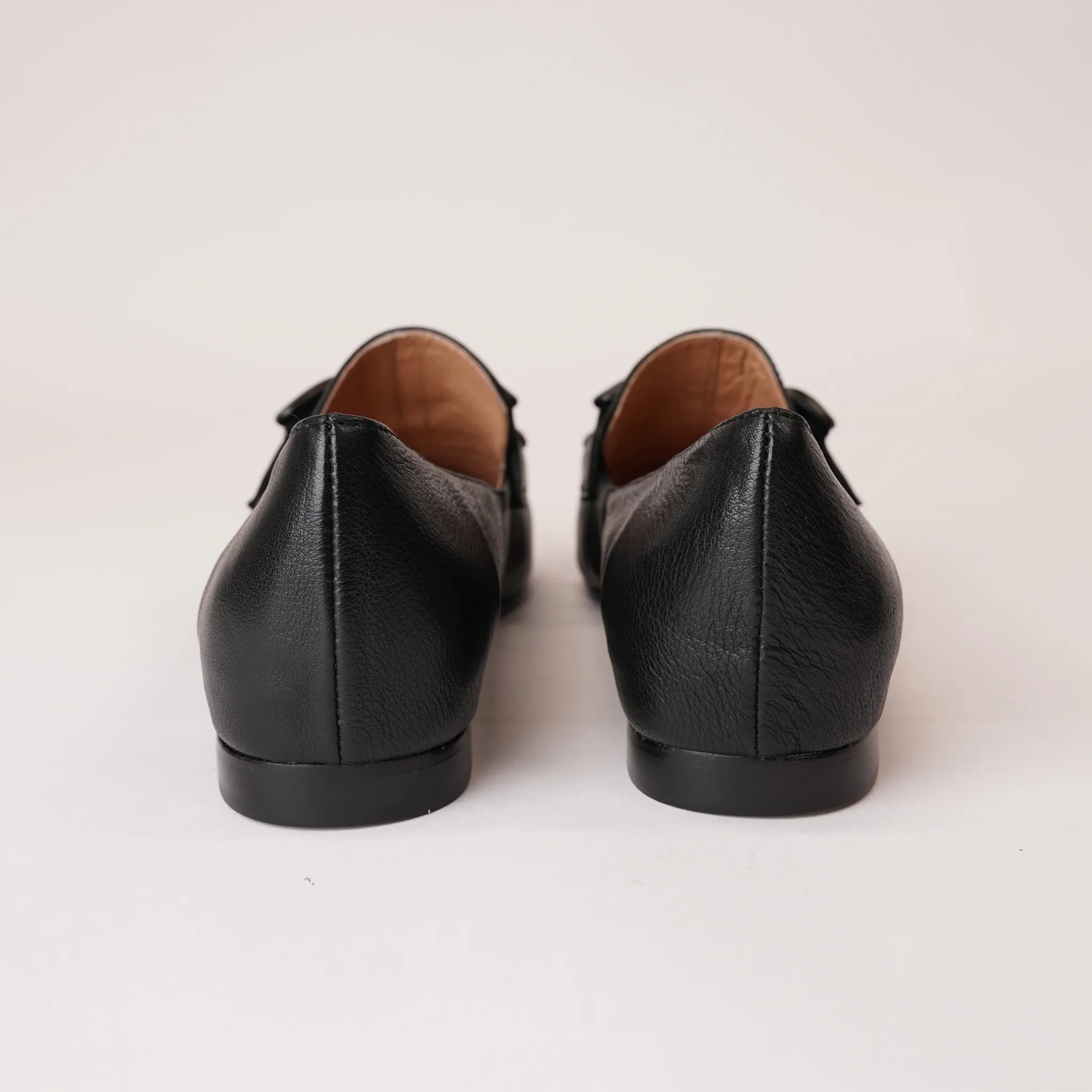 Socoros Black Leather Loafers